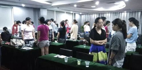 深圳催眠入門(mén)培訓(xùn)與認(rèn)證指南 開(kāi)啟心靈探索之旅