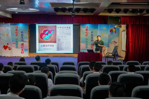 羅湖戰疫報告 常備1200人應急采樣隊，黨員沖鋒在前，深圳心理咨詢同步守護